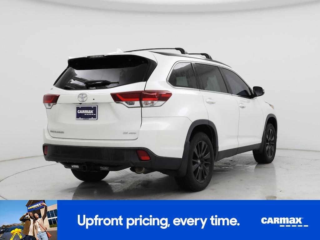 used 2019 Toyota Highlander car, priced at $30,998