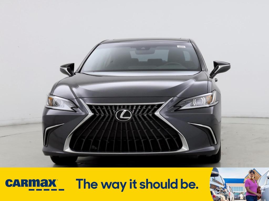 used 2022 Lexus ES 350 car, priced at $34,998