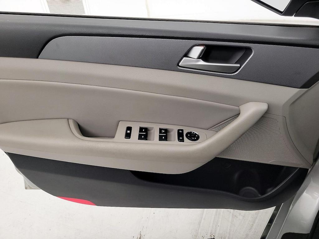 used 2016 Hyundai Sonata Hybrid car, priced at $17,998
