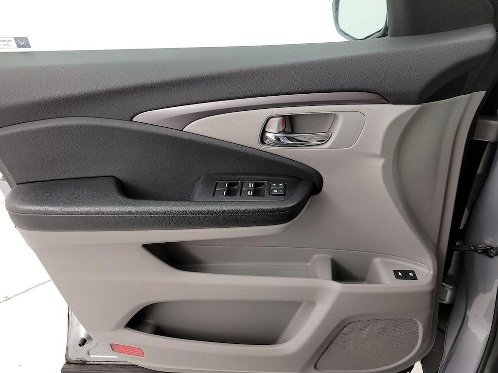 used 2017 Honda Pilot car, priced at $18,998