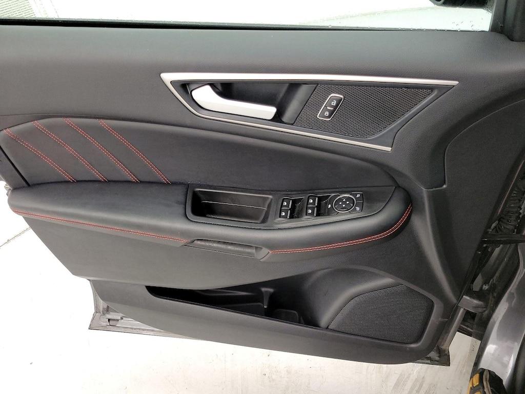 used 2022 Ford Edge car, priced at $29,998