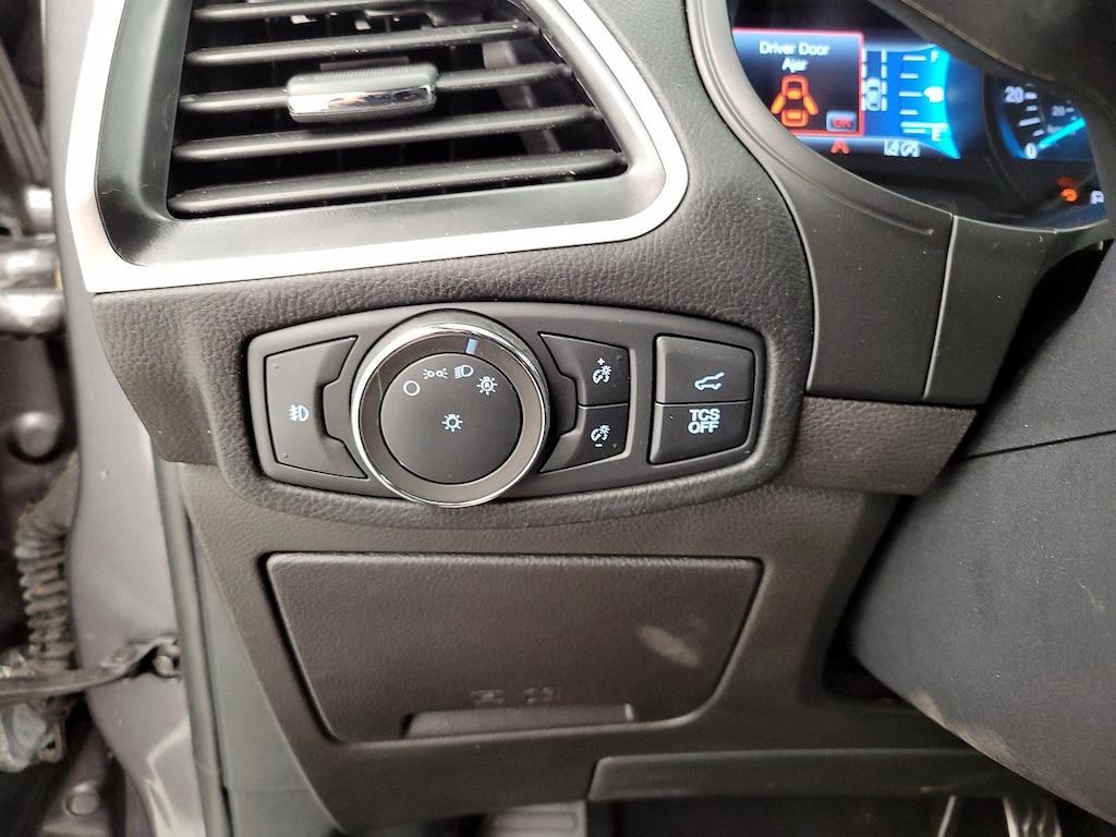 used 2022 Ford Edge car, priced at $29,998