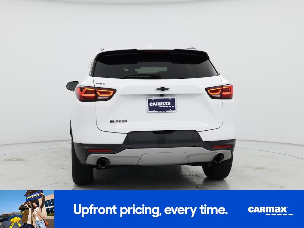 used 2025 Chevrolet Blazer car, priced at $28,998