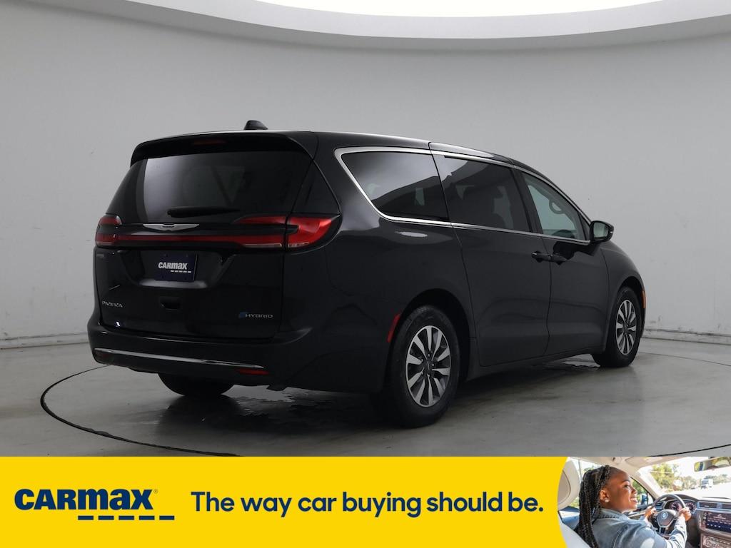 used 2023 Chrysler Pacifica Hybrid car, priced at $28,998