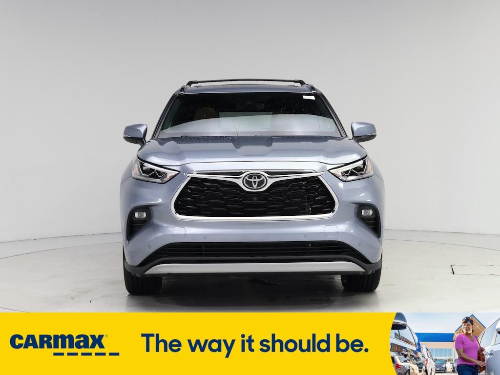 used 2021 Toyota Highlander car, priced at $46,998