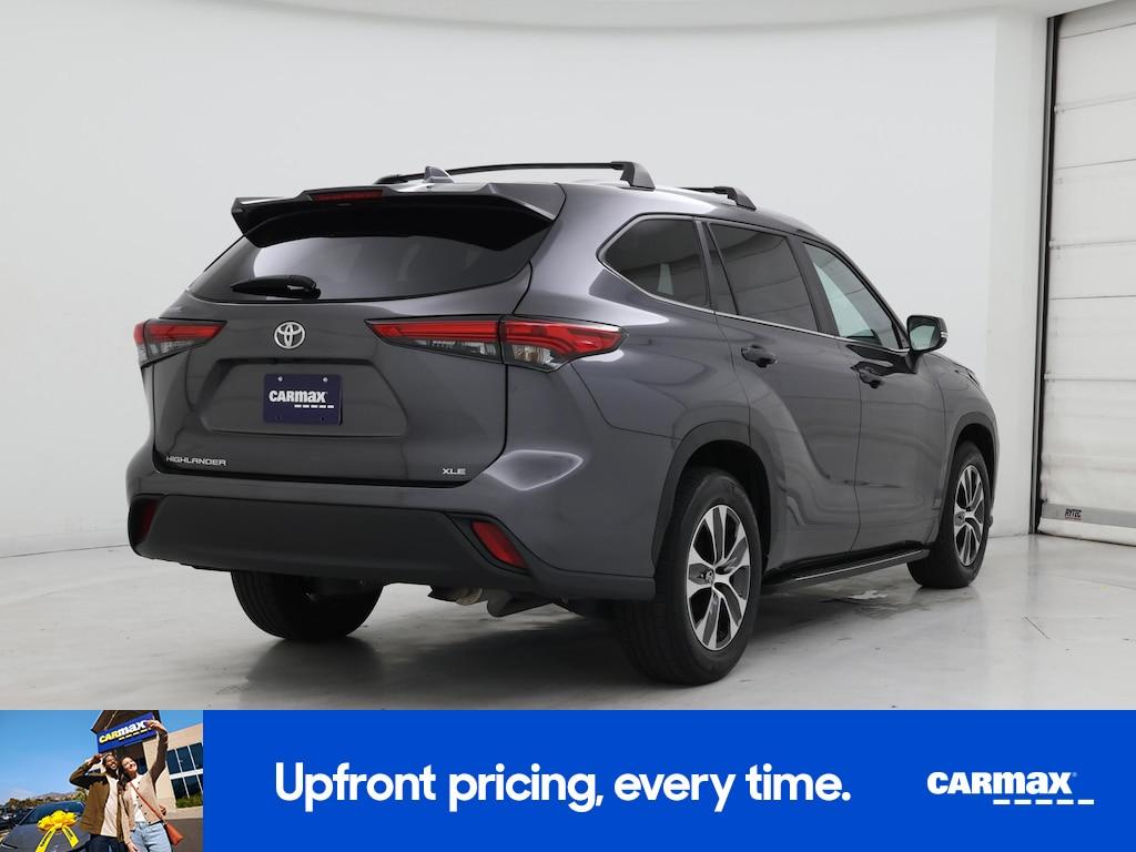 used 2023 Toyota Highlander car, priced at $38,998