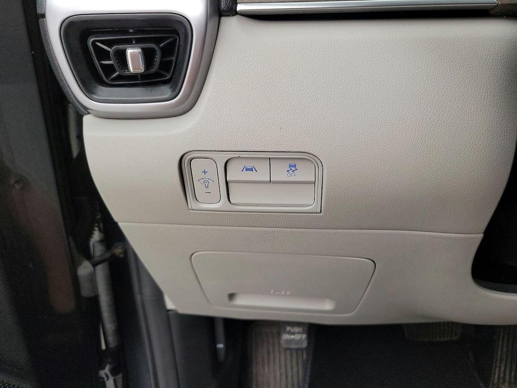 used 2023 Kia Sorento car, priced at $28,998