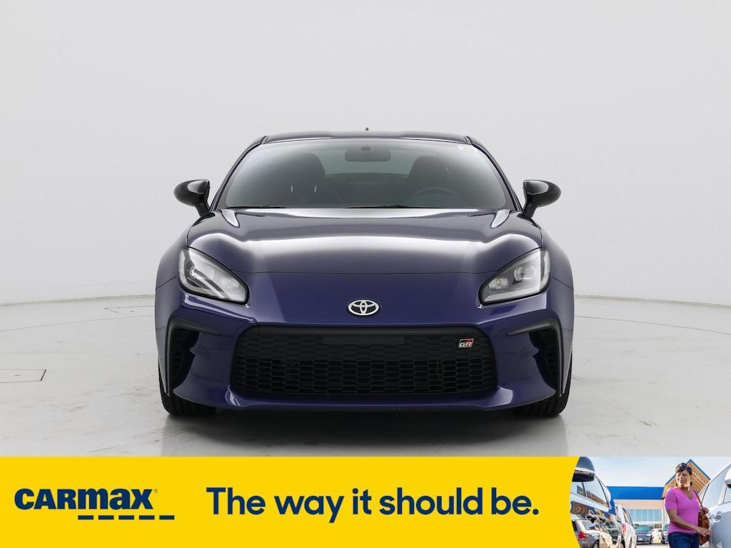 used 2023 Toyota GR86 car, priced at $31,998