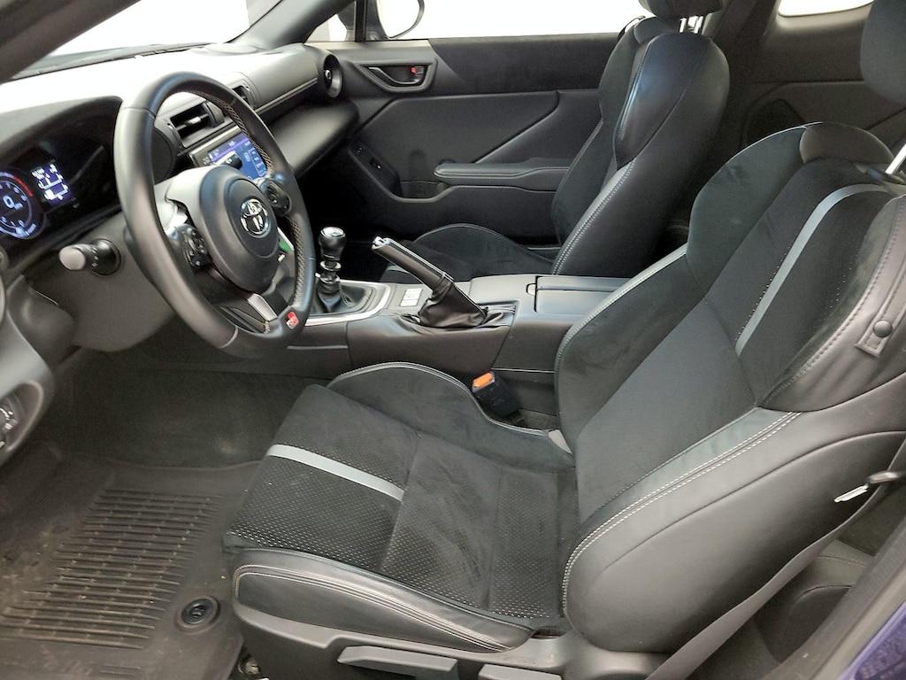 used 2023 Toyota GR86 car, priced at $31,998