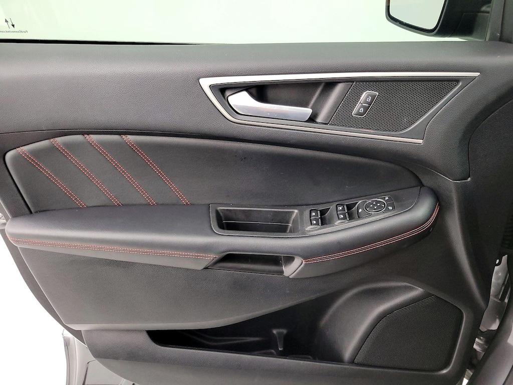 used 2022 Ford Edge car, priced at $27,998