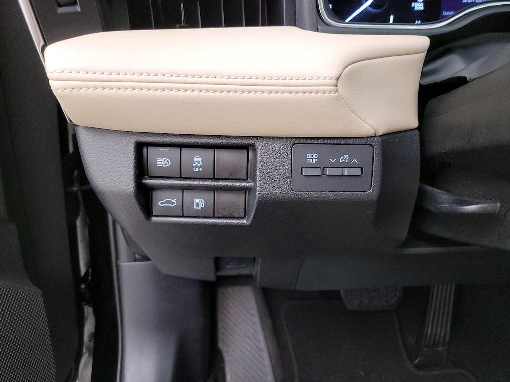 used 2021 Toyota Avalon car, priced at $29,998