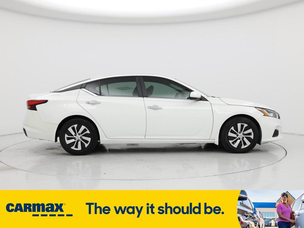 used 2019 Nissan Altima car, priced at $19,998