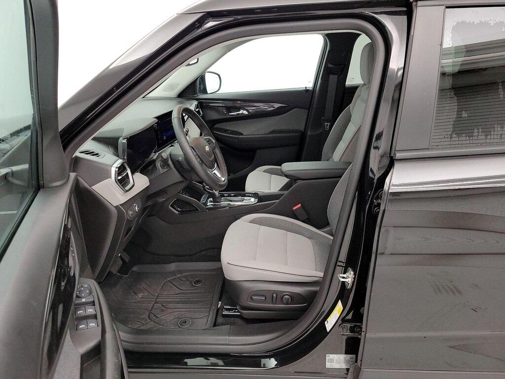 used 2025 Chevrolet TrailBlazer car, priced at $25,998