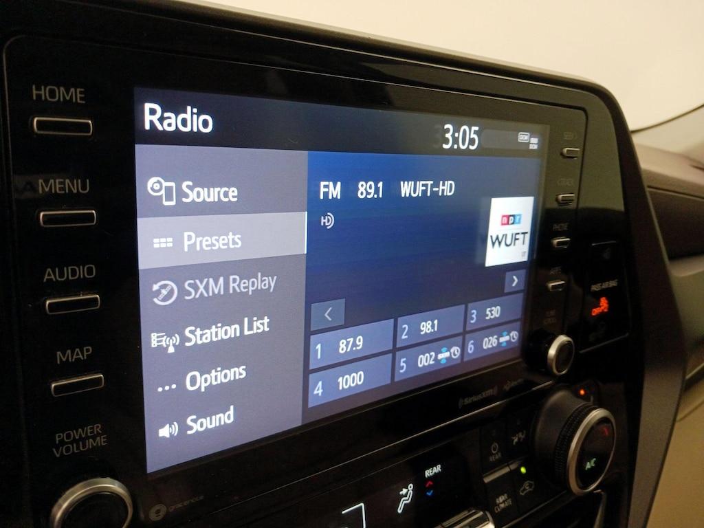 used 2021 Toyota Highlander car, priced at $31,998