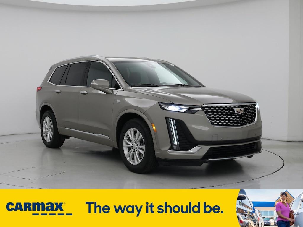 used 2022 Cadillac XT6 car, priced at $31,998
