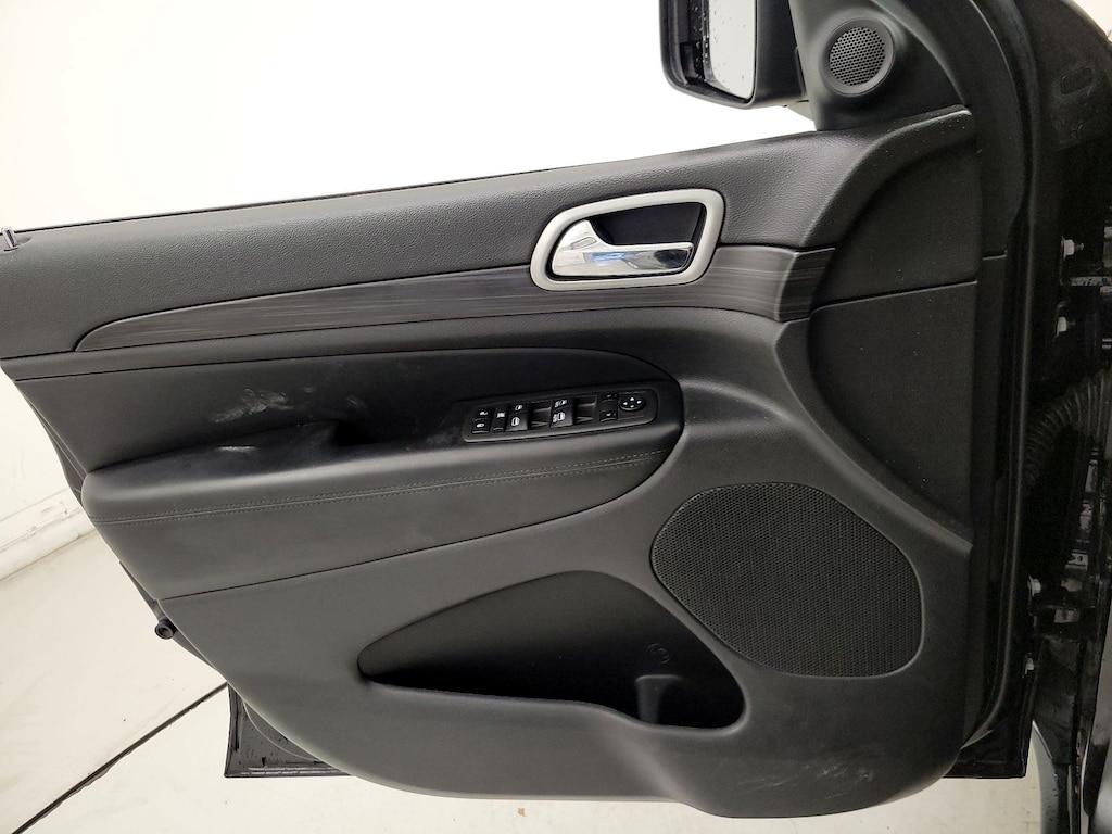 used 2022 Jeep Grand Cherokee WK car, priced at $25,998