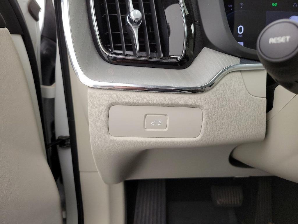 used 2023 Volvo XC60 car, priced at $44,998