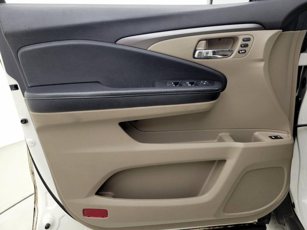 used 2019 Honda Pilot car, priced at $22,998