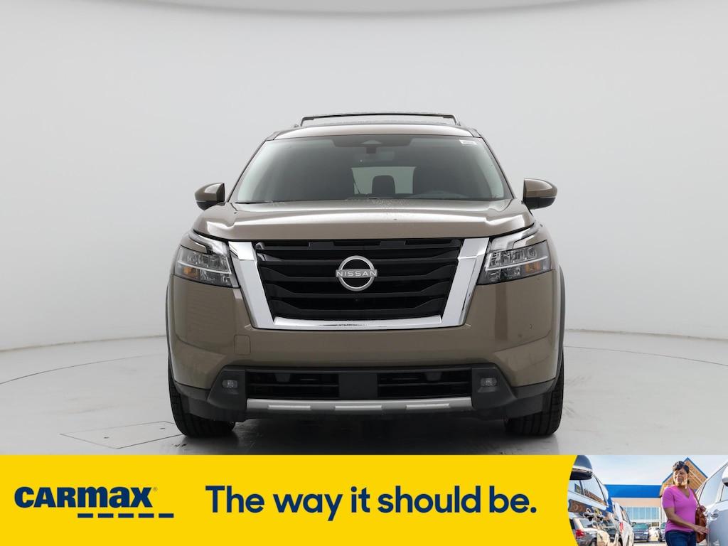 used 2023 Nissan Pathfinder car, priced at $42,998
