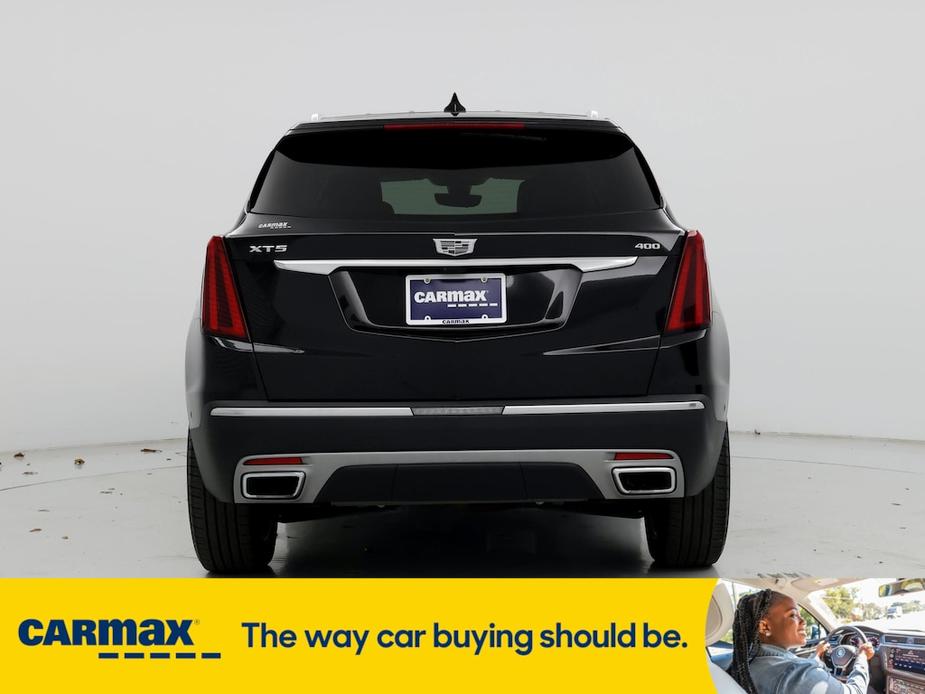 used 2022 Cadillac XT5 car, priced at $34,998