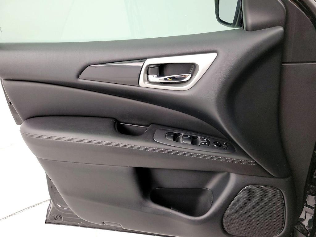 used 2020 Nissan Pathfinder car, priced at $20,998