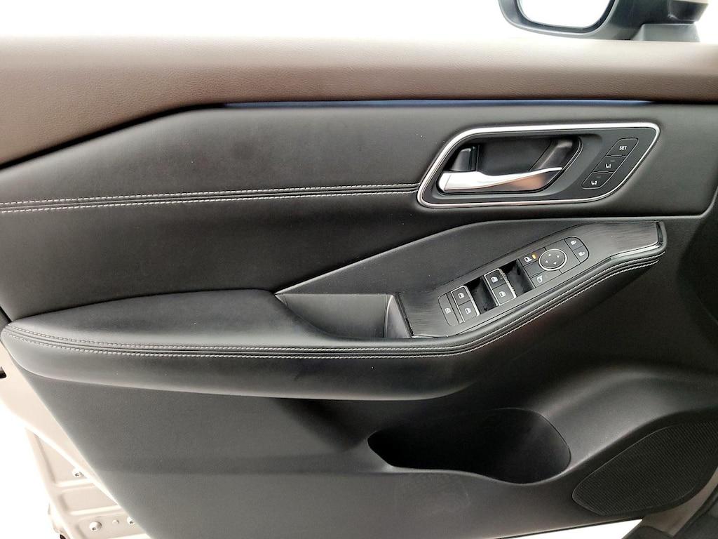used 2022 Nissan Rogue car, priced at $26,998