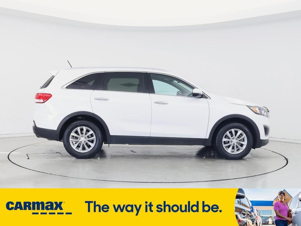 used 2017 Kia Sorento car, priced at $13,998