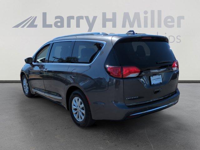 used 2019 Chrysler Pacifica car, priced at $15,977