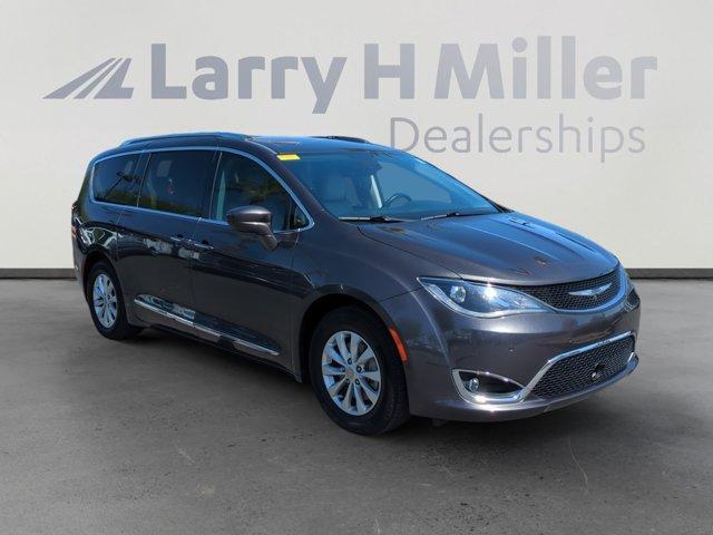 used 2019 Chrysler Pacifica car, priced at $15,977