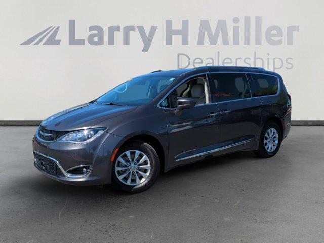 used 2019 Chrysler Pacifica car, priced at $15,977