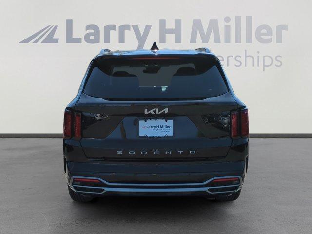used 2022 Kia Sorento car, priced at $28,700