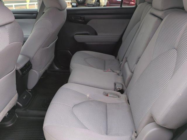 used 2022 Toyota Highlander car, priced at $27,900