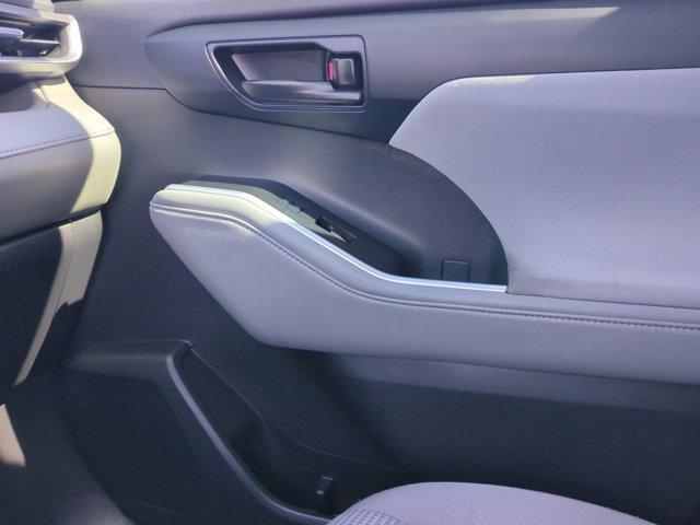used 2021 Toyota Highlander car, priced at $27,215