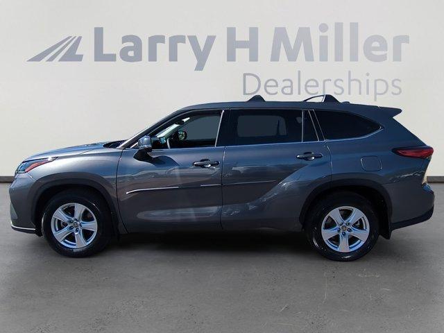 used 2021 Toyota Highlander car, priced at $27,215