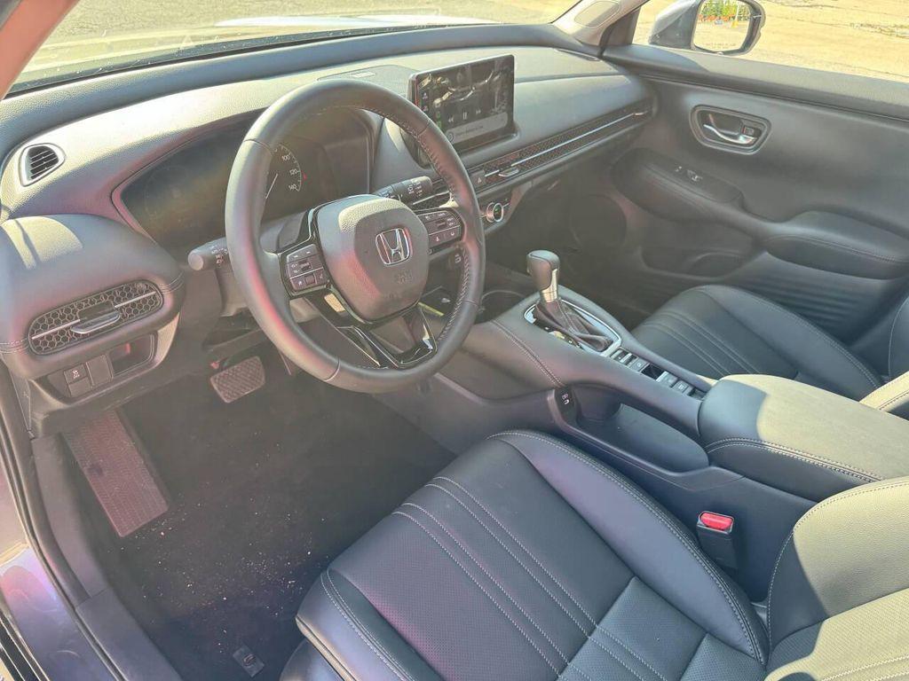used 2025 Honda HR-V car, priced at $28,298