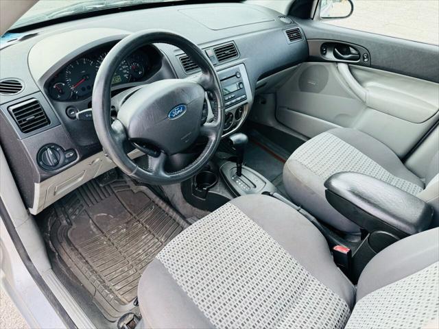 used 2007 Ford Focus car, priced at $2,800