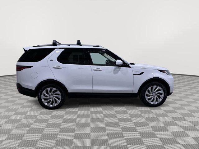 used 2021 Land Rover Discovery car, priced at $34,274