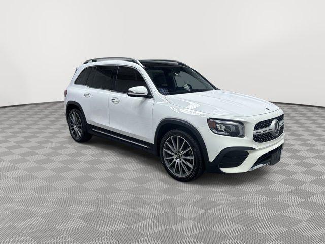 used 2020 Mercedes-Benz GLB 250 car, priced at $24,914