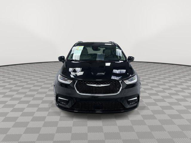 used 2021 Chrysler Pacifica car, priced at $24,937