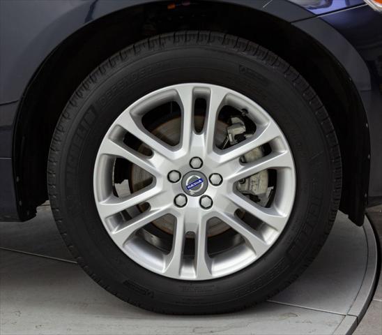 used 2016 Volvo XC60 car, priced at $16,980