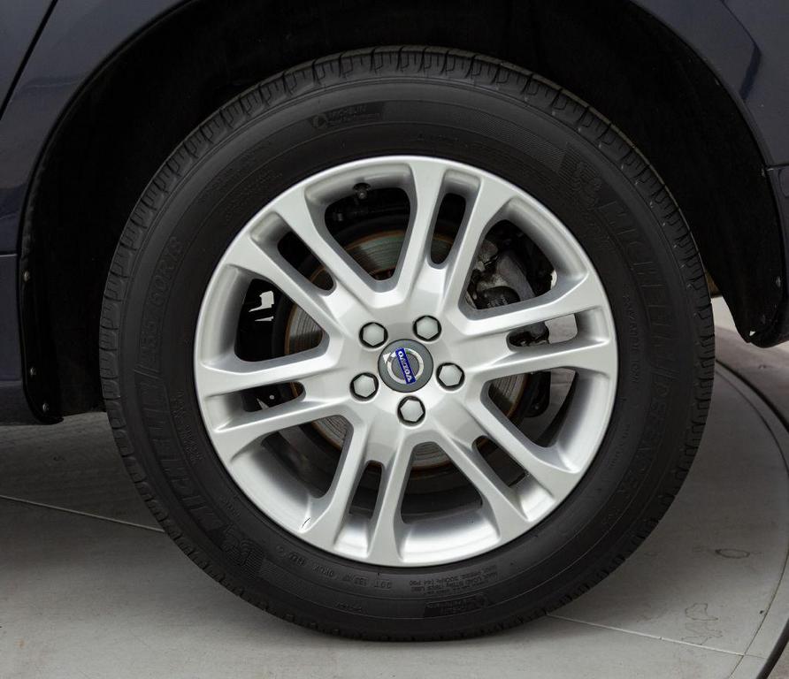 used 2016 Volvo XC60 car, priced at $14,980