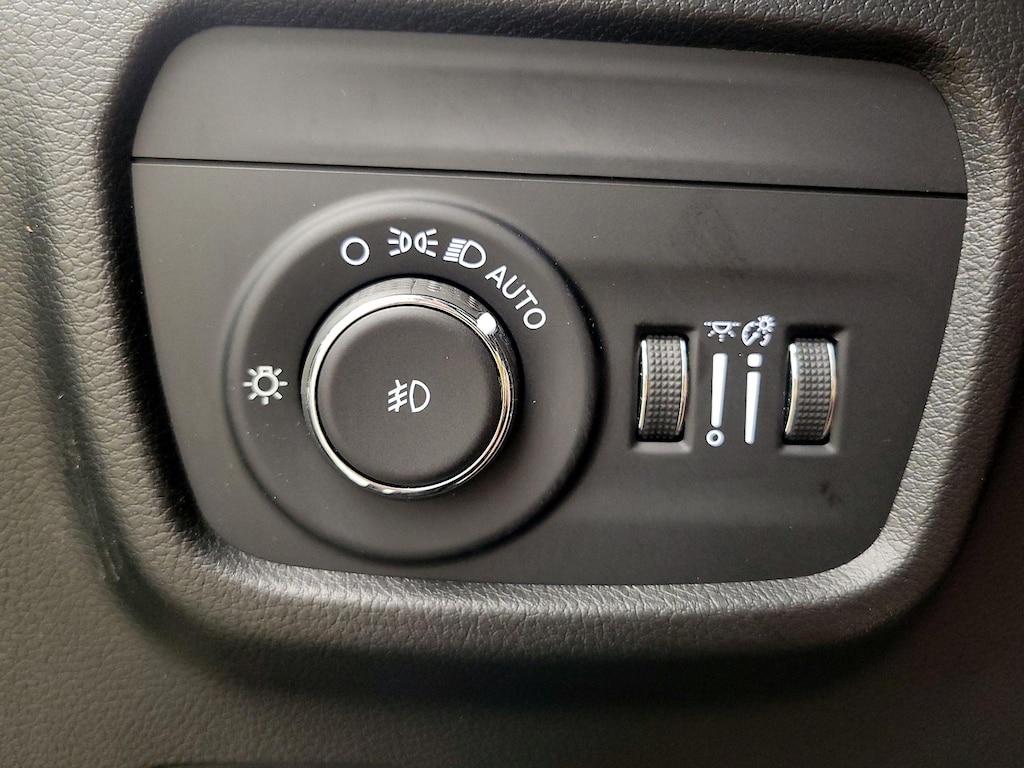 used 2022 Jeep Grand Cherokee car, priced at $39,998
