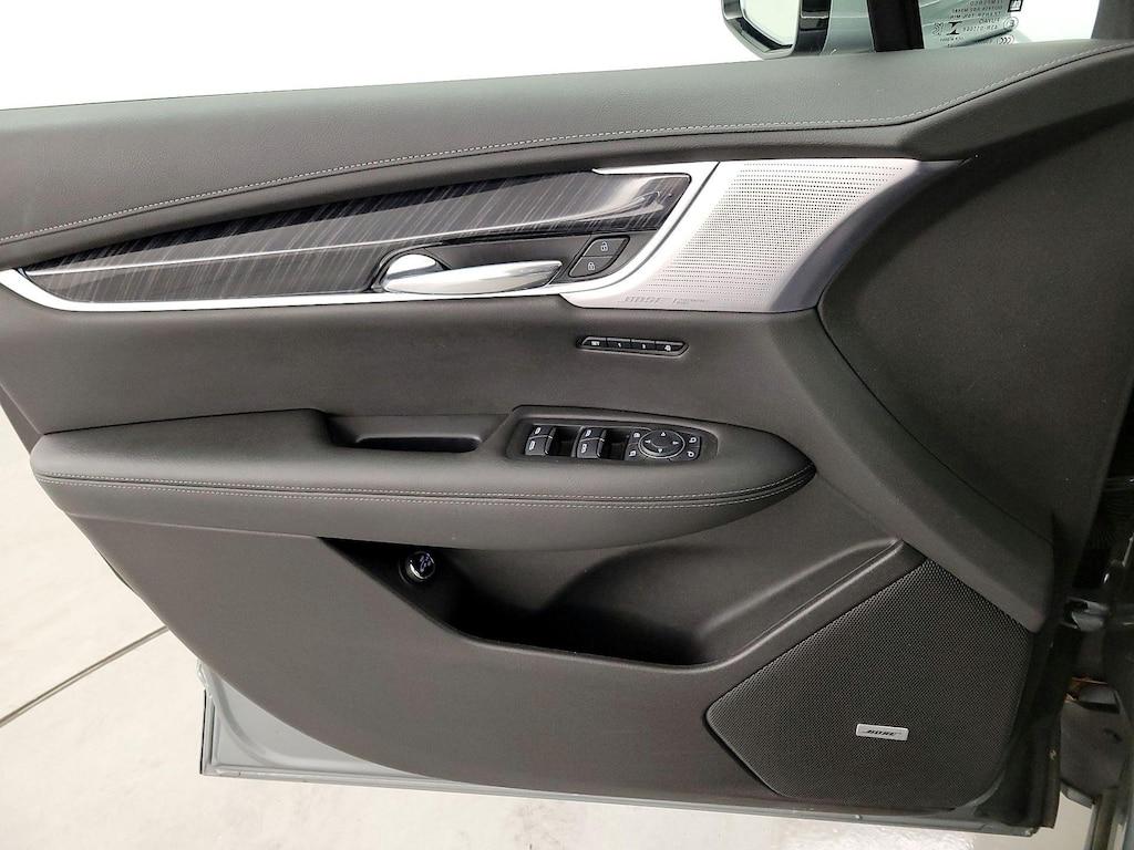 used 2023 Cadillac XT6 car, priced at $42,998