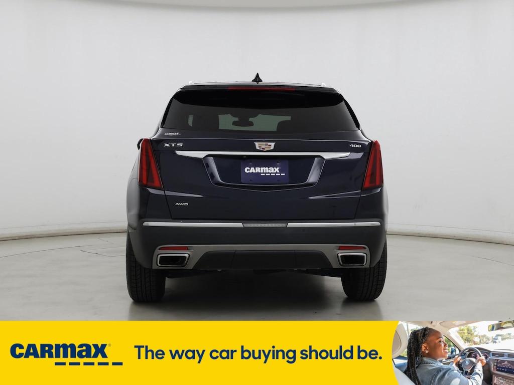 used 2021 Cadillac XT5 car, priced at $26,998