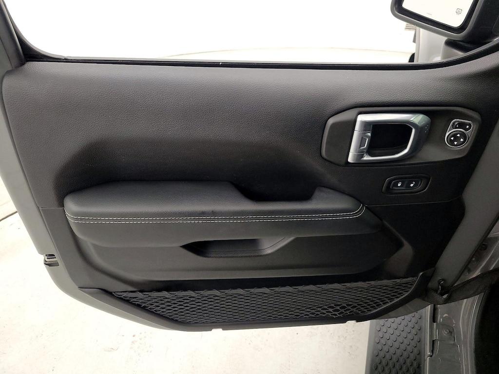 used 2021 Jeep Wrangler car, priced at $30,998