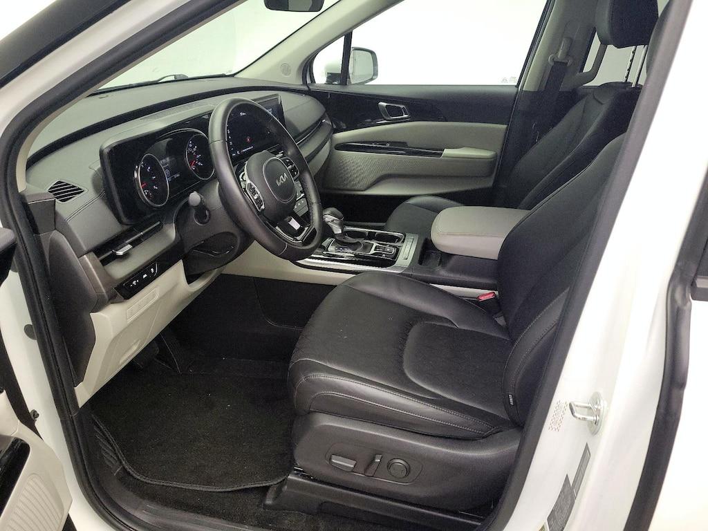 used 2024 Kia Carnival car, priced at $35,998
