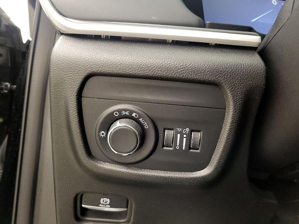 used 2023 Jeep Grand Cherokee car, priced at $28,998