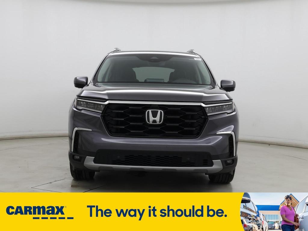 used 2025 Honda Pilot car, priced at $52,998