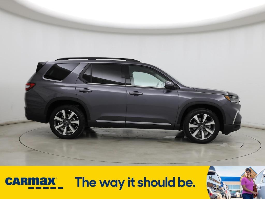 used 2025 Honda Pilot car, priced at $52,998
