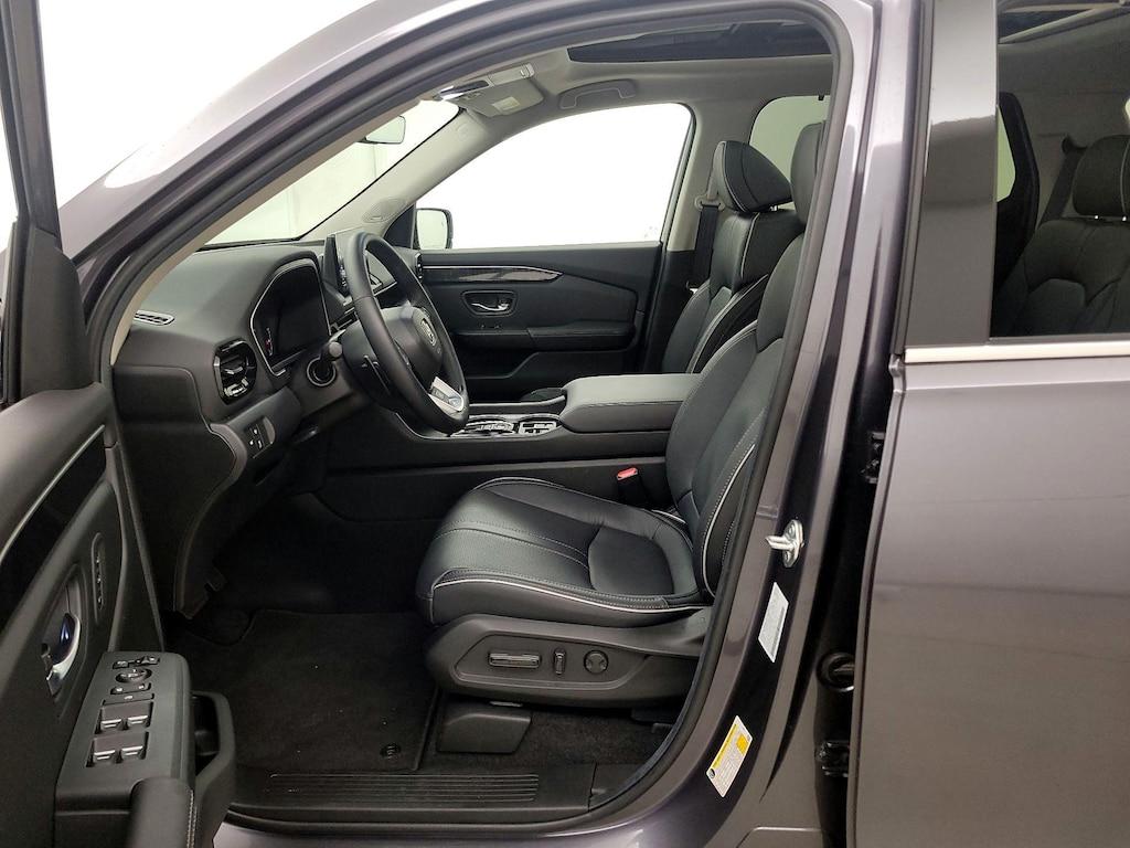 used 2025 Honda Pilot car, priced at $52,998